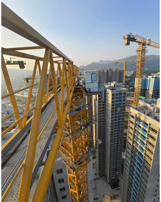 W7020 QTZ250 Grue de tour d'occasion Avec une capacité de charge de 10 tonnes 70 mètres Jib de travail